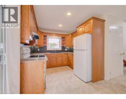 225 DARTMOOR Crescent - 11