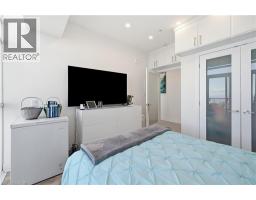 16 CONCORD Place UnitNo. 808 - 13