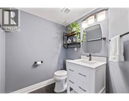 700 DYNES Road UnitNo. 414 - 18
