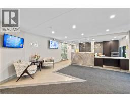 700 DYNES Road UnitNo. 414 - 2