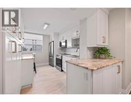 700 DYNES Road UnitNo. 414 - 7