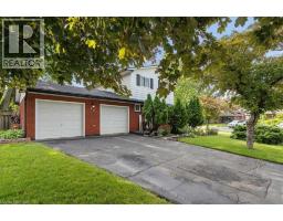 45 ARROWHEAD Crescent - 2