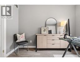 34 PENTLAND Road - 40