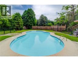 37 ALDERGRANGE Avenue - 27