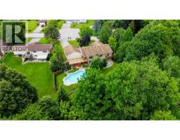 37 ALDERGRANGE Avenue - 32