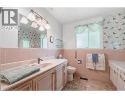 12 KEW Court - 16