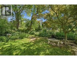 12 KEW Court - 25