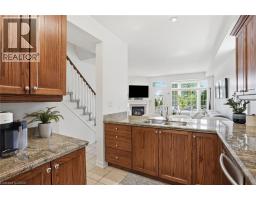 29 SUNNYCROFT Court - 11