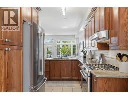 29 SUNNYCROFT Court - 12