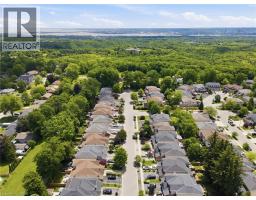 29 SUNNYCROFT Court - 49