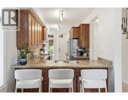 29 SUNNYCROFT Court - 9