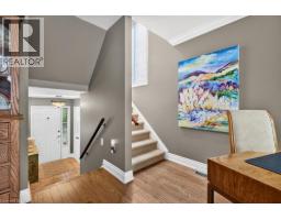 44 FRANCES Avenue UnitNo. 30 - 15