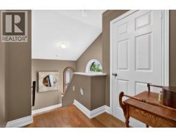44 FRANCES Avenue UnitNo. 30 - 30
