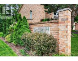44 FRANCES Avenue UnitNo. 30 - 9