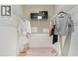 123 MAURICE Drive UnitNo. 105 - 20