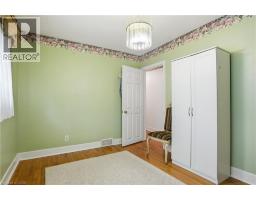 147 VILLAGE Road - 16