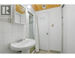 147 VILLAGE Road - 26