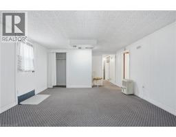 147 VILLAGE Road - 28