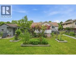 147 VILLAGE Road - 34