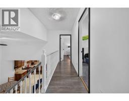 15 ELLEN Avenue - 35