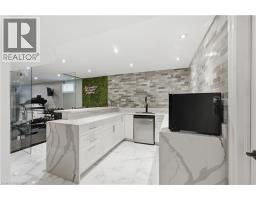 11 MAYNARD Street - 36