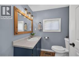41 ERIE Street S - 21