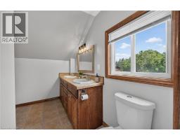 41 ERIE Street S - 28