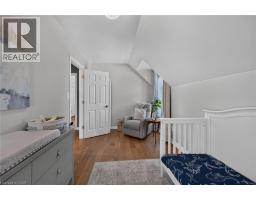41 ERIE Street S - 32