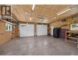 41 ERIE Street S - 36