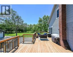 41 ERIE Street S - 37