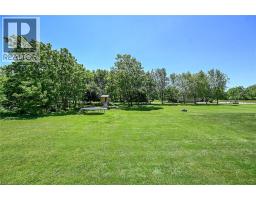 41 ERIE Street S - 46