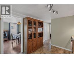 124 ORCHARD Avenue - 14