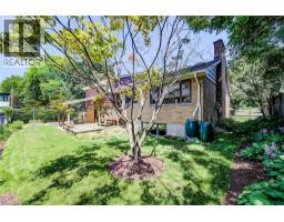 97 WESTMOUNT Road S - 43
