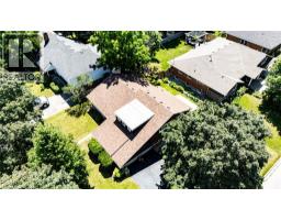 97 WESTMOUNT Road S - 44