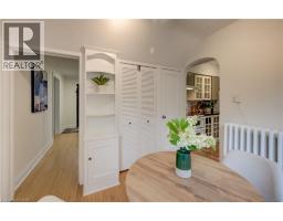 560 BLYTHWOOD Road - 11
