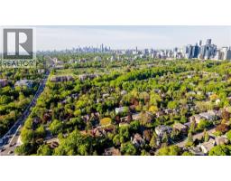 560 BLYTHWOOD Road - 31