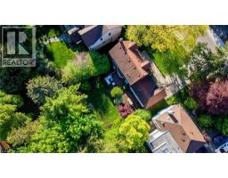 560 BLYTHWOOD Road - 32