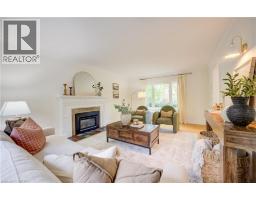 560 BLYTHWOOD Road - 6