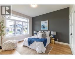 93 DUCHESS Drive - 6