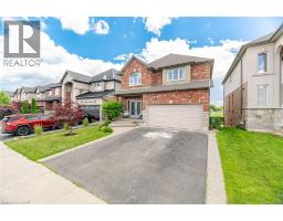 79 GARINGER Crescent - 3