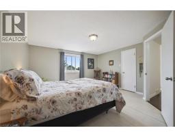 282 NEWBURY Drive - 16