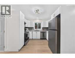 70 RICHMOND Street - 14