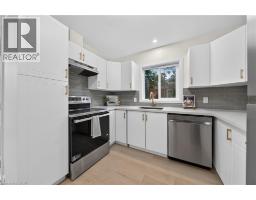 70 RICHMOND Street - 16