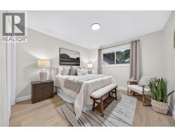 70 RICHMOND Street - 18