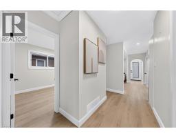 70 RICHMOND Street - 20