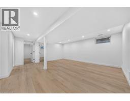 70 RICHMOND Street - 30