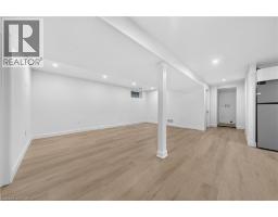 70 RICHMOND Street - 31