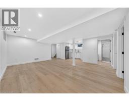 70 RICHMOND Street - 33