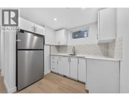 70 RICHMOND Street - 36