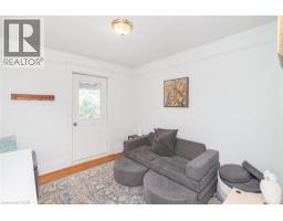 9 SENATOR Avenue - 32